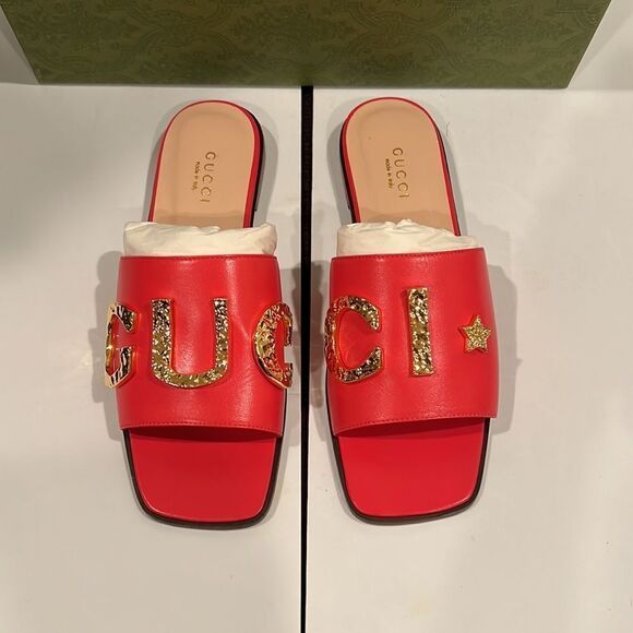 Brand new Gucci slides with box - Picture 4 of 5